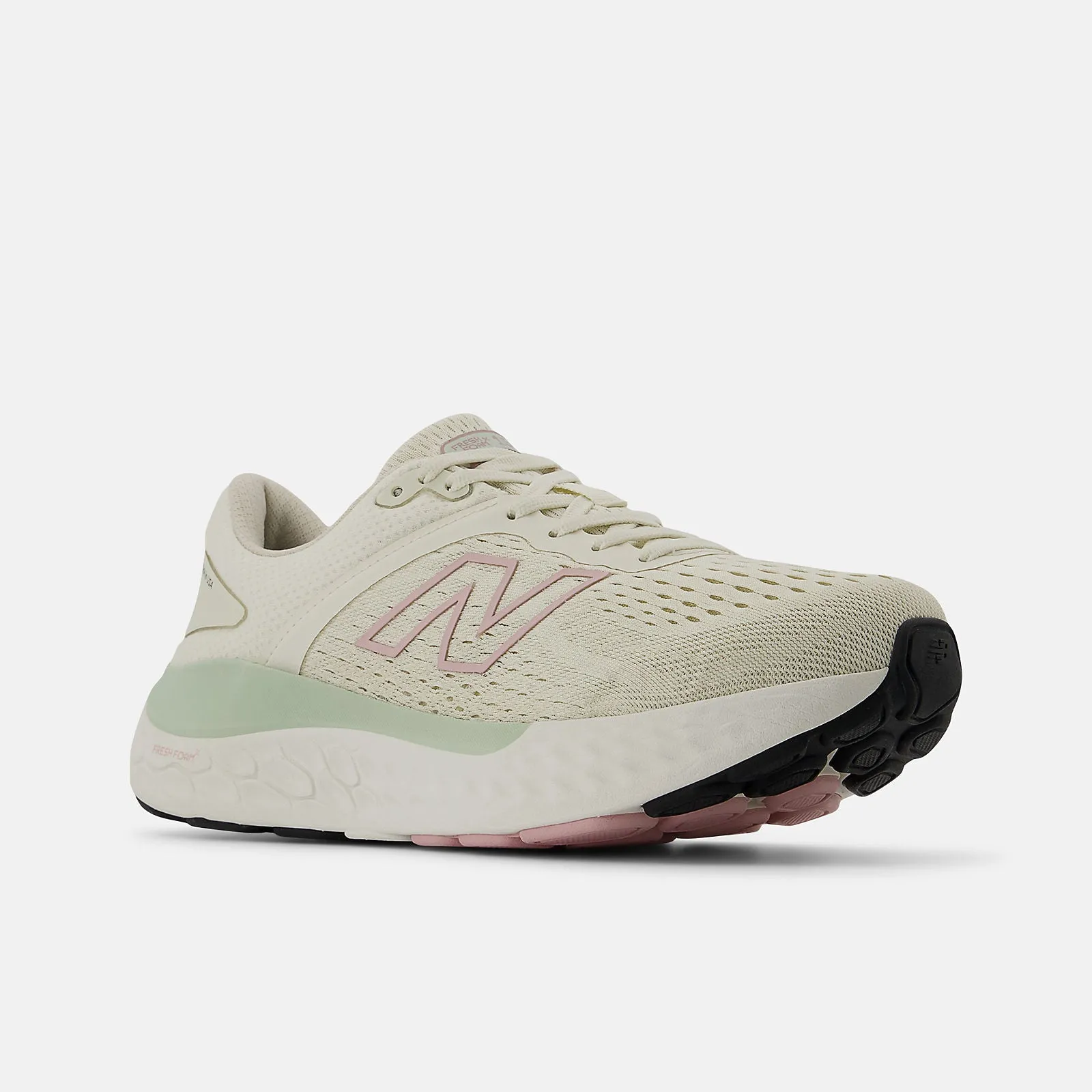 New Balance W1540v4